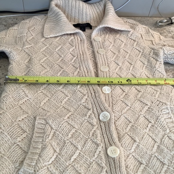 Express Hand Knit Cardigan Size Medium Cream Wool and Alpaca - Picture 8 of 10